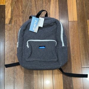 NWT Kavu Charcoal Fleece Backpack with White Trim
